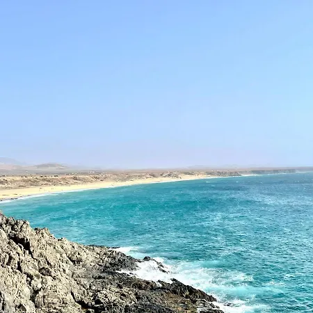 Apartamento Con Wifi, Vista A La Piscina, Cerca Playa En Corralejo Apartment *