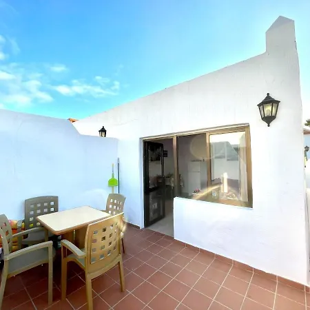 Apartamento Con Wifi, Vista A La Piscina, Cerca Playa En Corralejo * Corralejo