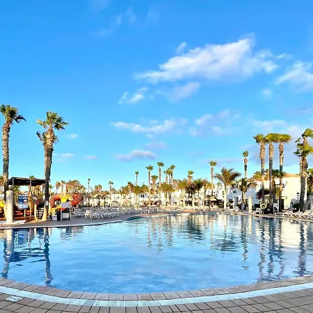 Apartamento Con Wifi, Vista A La Piscina, Cerca Playa En Corralejo Corralejo