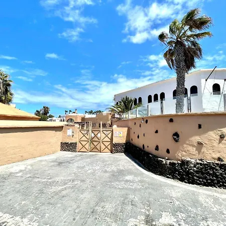 Apartamento Con Wifi, Vista A La Piscina, Cerca Playa En Corralejo * Corralejo
